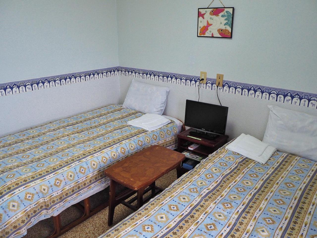 Pension New Hamanoso Ishigaki  Extérieur photo